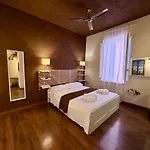 White House B&B