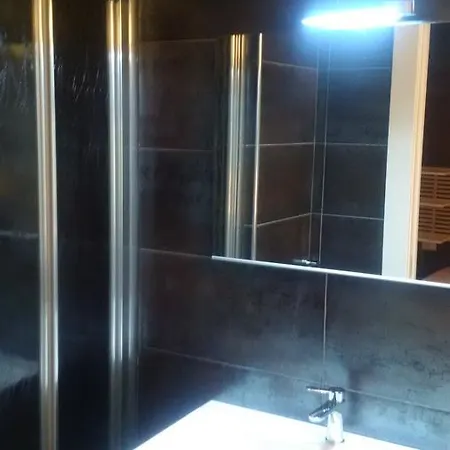 White House Bed & Breakfast 4*