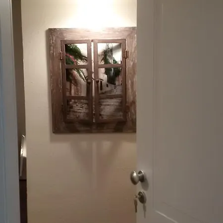 White House 4* Trani