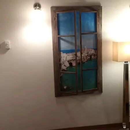 White House 4* Trani