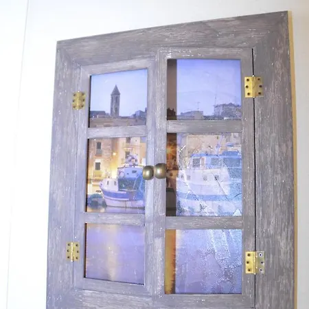 White House 4* Trani